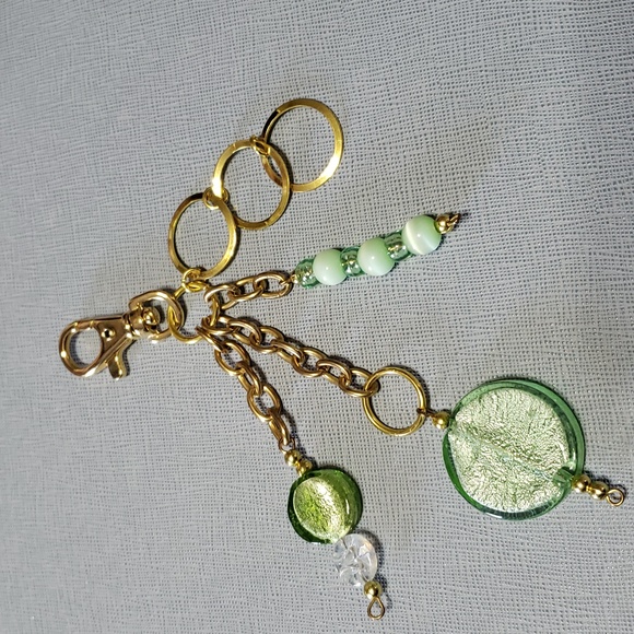 New Green Glass Bead Purse Charm - Picture 4 of 5